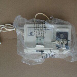 GE Spacemaker Can Opener EC-60 White